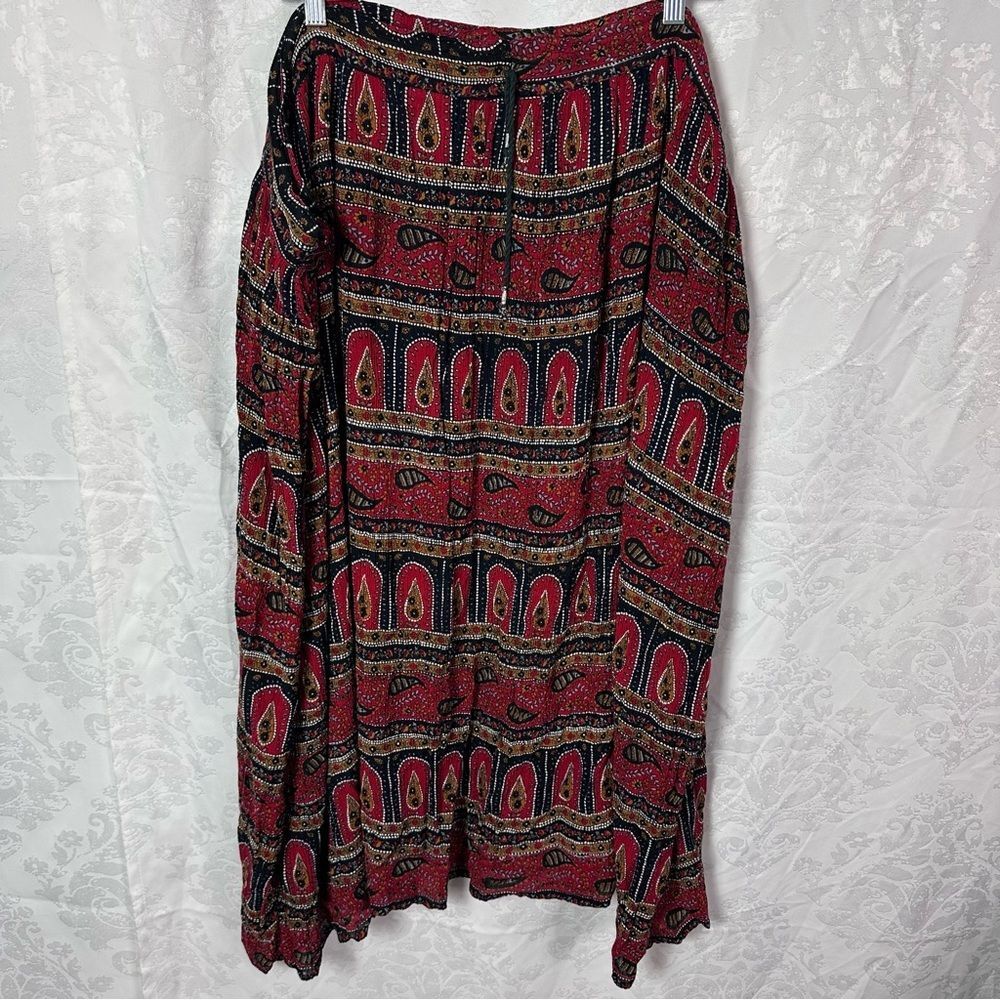 Daisy Leisure Bohemian Red Patterned Maxi Skirt‎